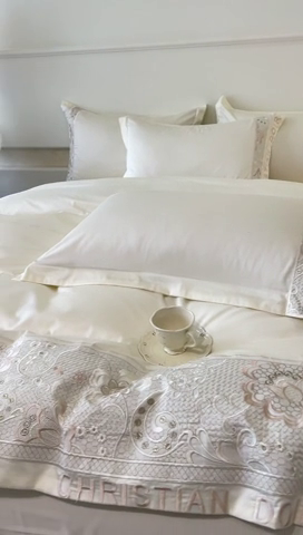 91家纺网 家纺一手货源 找家纺 欧乐蒂 2025新款高支密长绒棉刺绣四件套-繁花-终版 繁花-典雅白