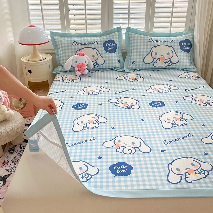 91家纺网 家纺一手货源 找家纺 金爱家 2024新款A类三丽鸥授权数码印花中分子1200D凉感冰丝宽边凉感软席 冰丝席-萌萌玉桂狗