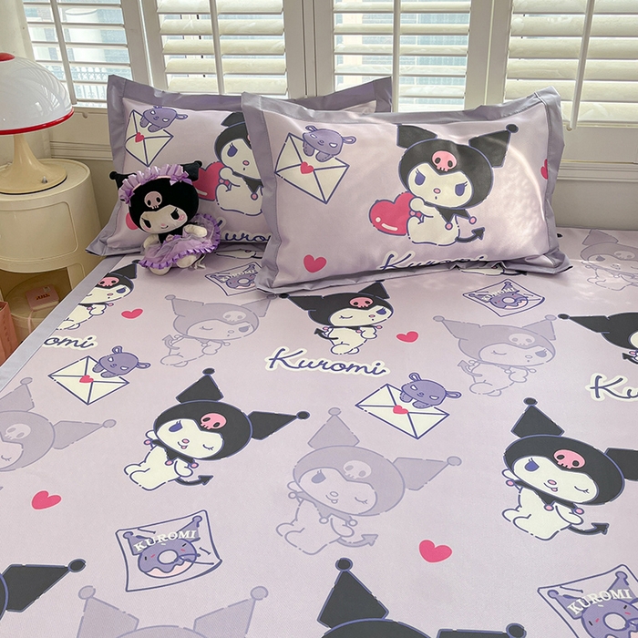 91家纺网 家纺一手货源 找家纺 金爱家 2024新款A类三丽鸥授权数码印花中分子1200D凉感冰丝宽边凉感软席 冰丝席-紫萌库洛米