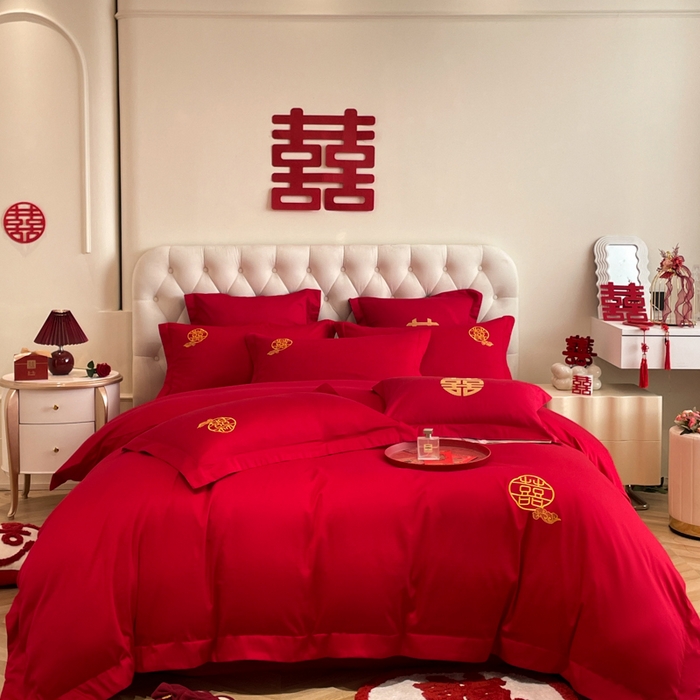 91家纺网 家纺一手货源 找家纺 欧乐蒂 2025新款设计师原创亲肤棉婚庆四件套 云喜东方