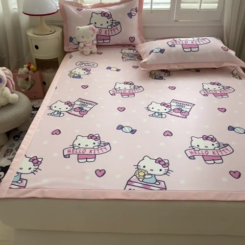 91家纺网 家纺一手货源 找家纺 金爱家 2024新款A类三丽鸥授权数码印花中分子1200D凉感冰丝宽边凉感软席 冰丝席-糖果爱心kitty