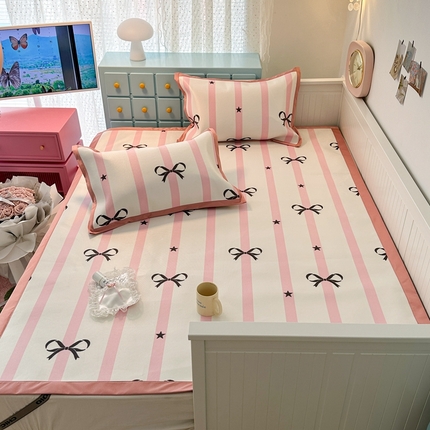 昔可家纺 2024新款高端数码印花养生冰藤席--卡通系列 粉条星星蝴蝶结