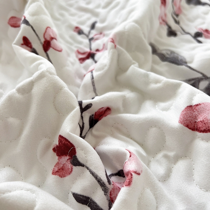 91家纺网 家纺一手货源 找家纺 金盛皇朝家纺 2024新款四季赫本风床盖单件三件四件套 碧水盈枝