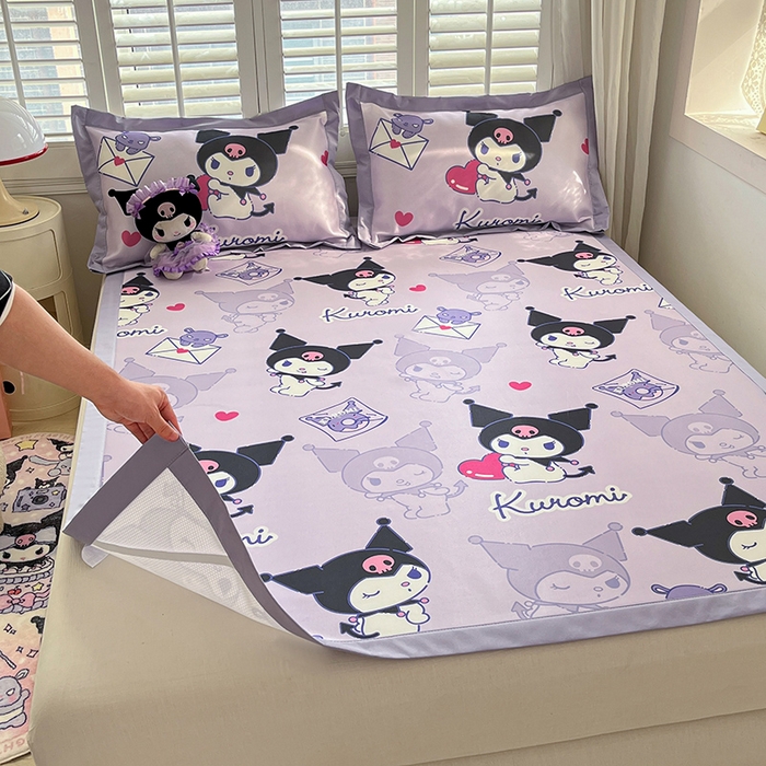 91家纺网 家纺一手货源 找家纺 金爱家 2024新款A类三丽鸥授权数码印花中分子1200D凉感冰丝宽边凉感软席 冰丝席-紫萌库洛米