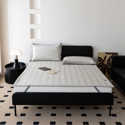 91家纺网 家纺一手货源 找家纺 （总）本希家居 2024新款简约轻奢系列高端可水洗冰丝席