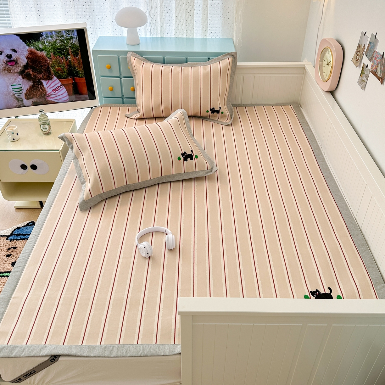 91家纺网 家纺一手货源 找家纺 昔可家纺 2024新款印花绣花冰丝席平席款 条纹猫咪