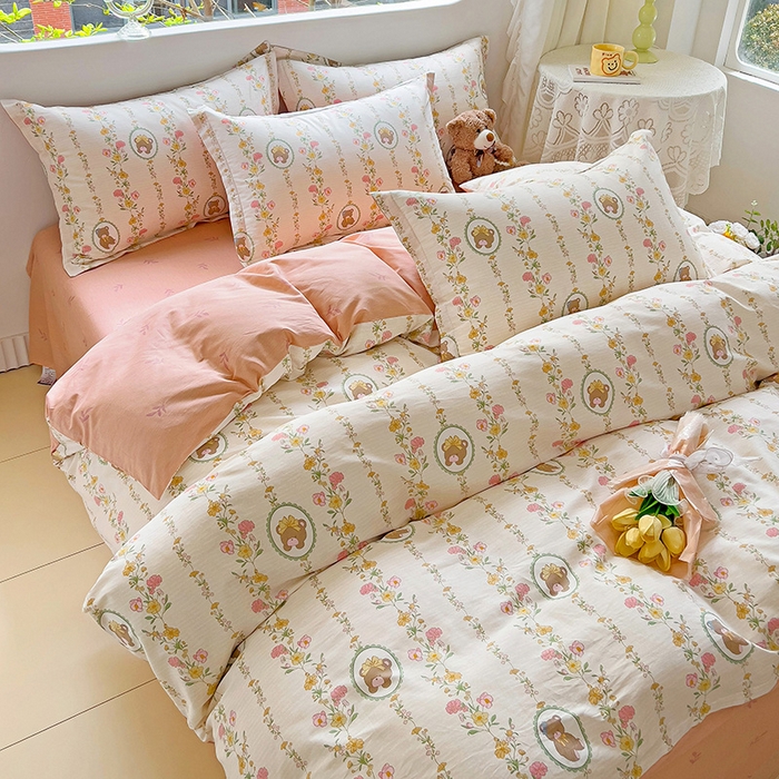 91家纺网 家纺一手货源 找家纺 暖芯优选 204新款直播爆款全棉-ins印花系列四件套纯棉三件套床单床笠 菲乐熊宝