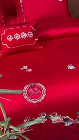 91家纺网 家纺一手货源 找家纺 高大尚婚庆馆 2025新款60s长绒棉轻奢（床裙款）婚庆四件套 浪漫婚约