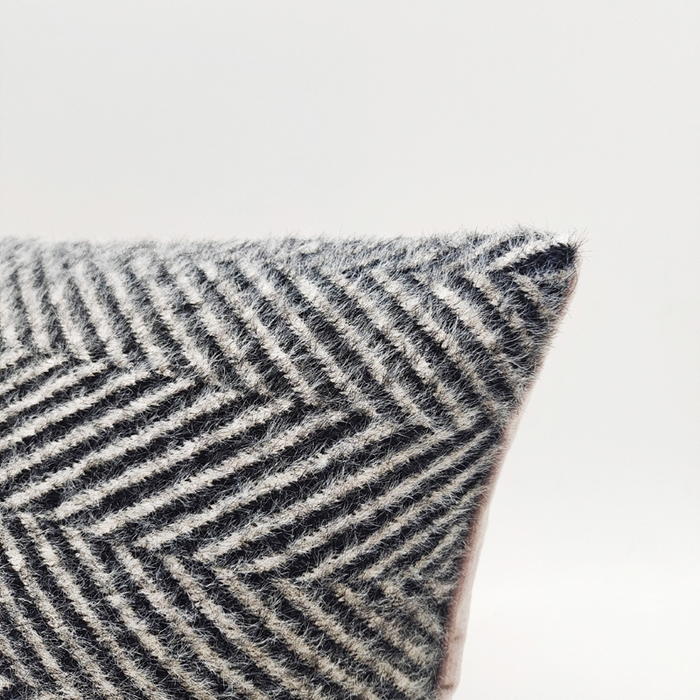 91家纺网 家纺一手货源 找家纺 （总）澜屿 24款轻奢仿皮毛抱枕芯腰枕靠枕头