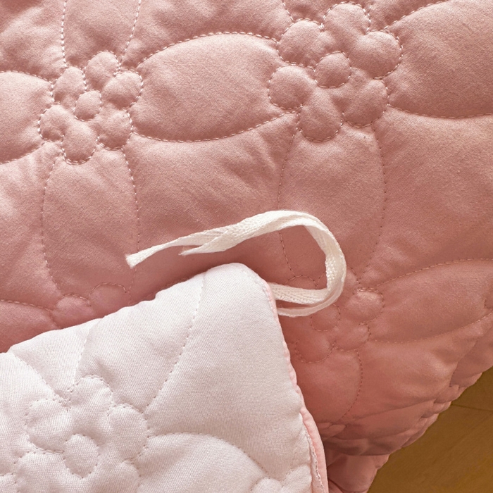 91家纺网 家纺一手货源 找家纺 罗艺轩 2024新款公主风水洗棉夹棉床裙款四件套-浪漫满屋床 浪漫满屋-豆沙