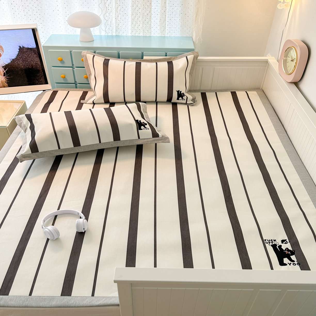 91家纺网 家纺一手货源 找家纺 昔可家纺 2024新款印花绣花冰丝席平席款 顽皮猫