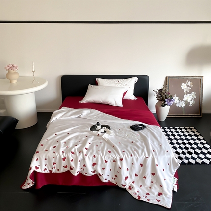 91家纺网 家纺一手货源 找家纺 （总）星野  2024新款轻奢天丝夏被-心相印