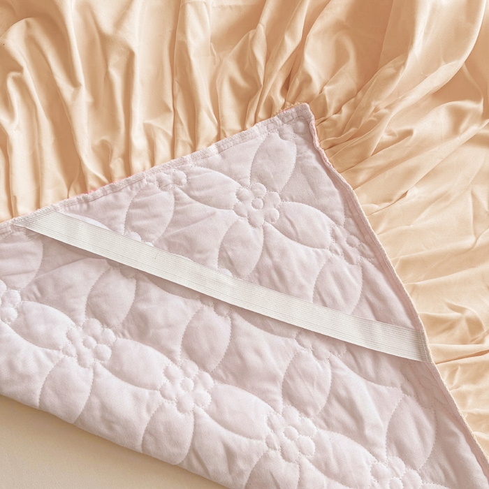 91家纺网 家纺一手货源 找家纺 罗艺轩 2024新款公主风水洗棉夹棉单床裙-浪漫满屋床 浪漫满屋-香槟