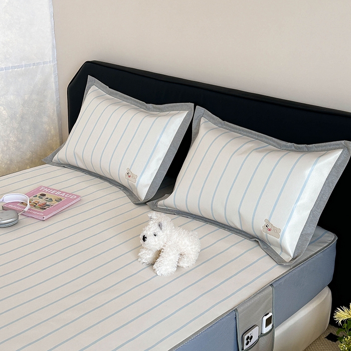 91家纺网 家纺一手货源 找家纺 昔可家纺 2024新款数码印花刺绣床笠款冰丝席 开心蝴蝶结狗