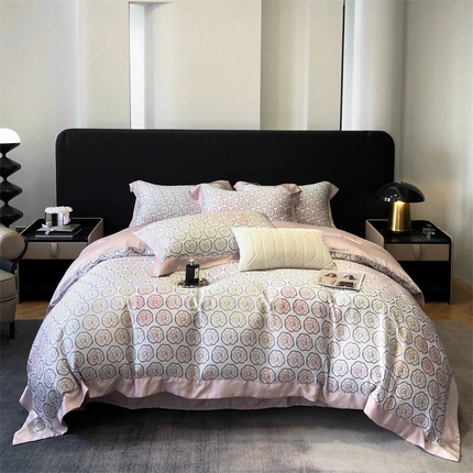 91家纺网 家纺一手货源 找家纺 佳汐蓝家纺 2024新款60支兰精天丝数码印花四件套 汐雯 粉