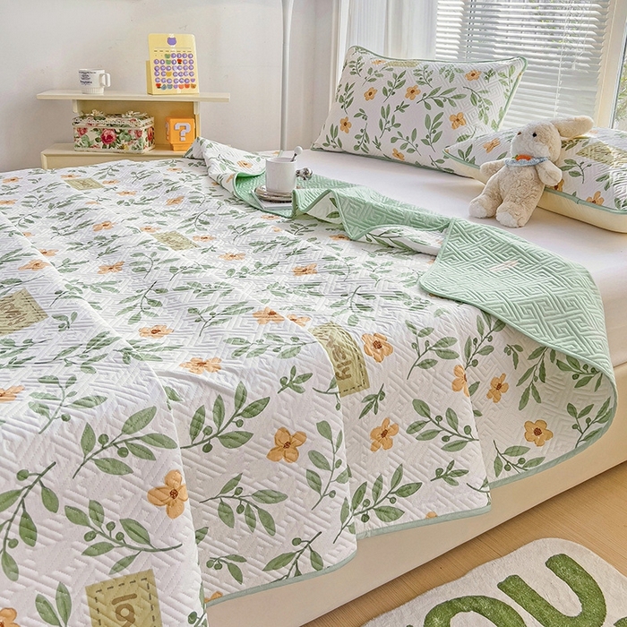 91家纺网 家纺一手货源 找家纺 羽爱家纺 2025新款A类双面全棉印花床盖套件 清新