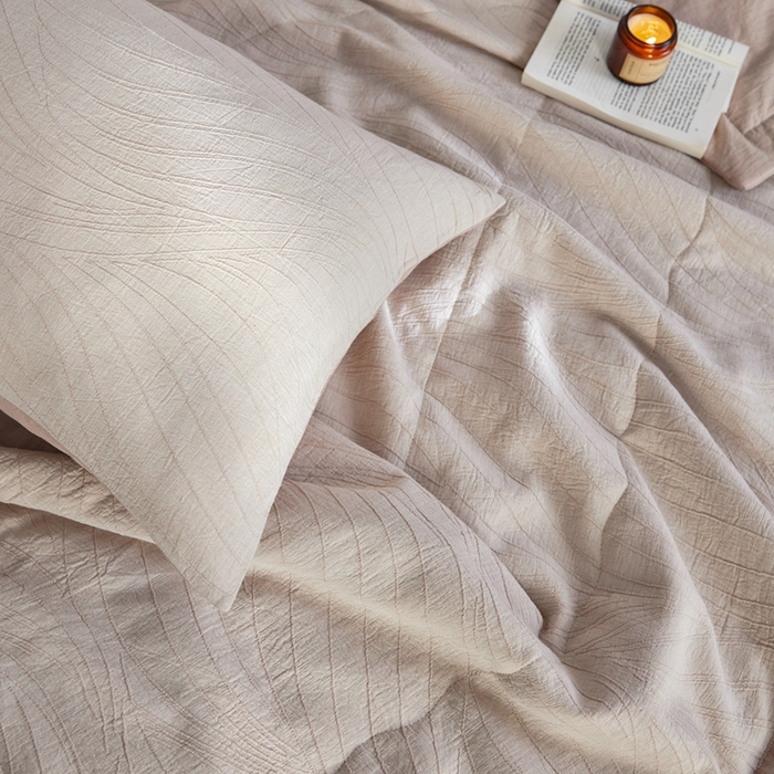 91家纺网 家纺一手货源 找家纺 2024新款色织双层纱提花波浪三系列夏被及夏被四件套--乱纹波浪 乱纹-卡其