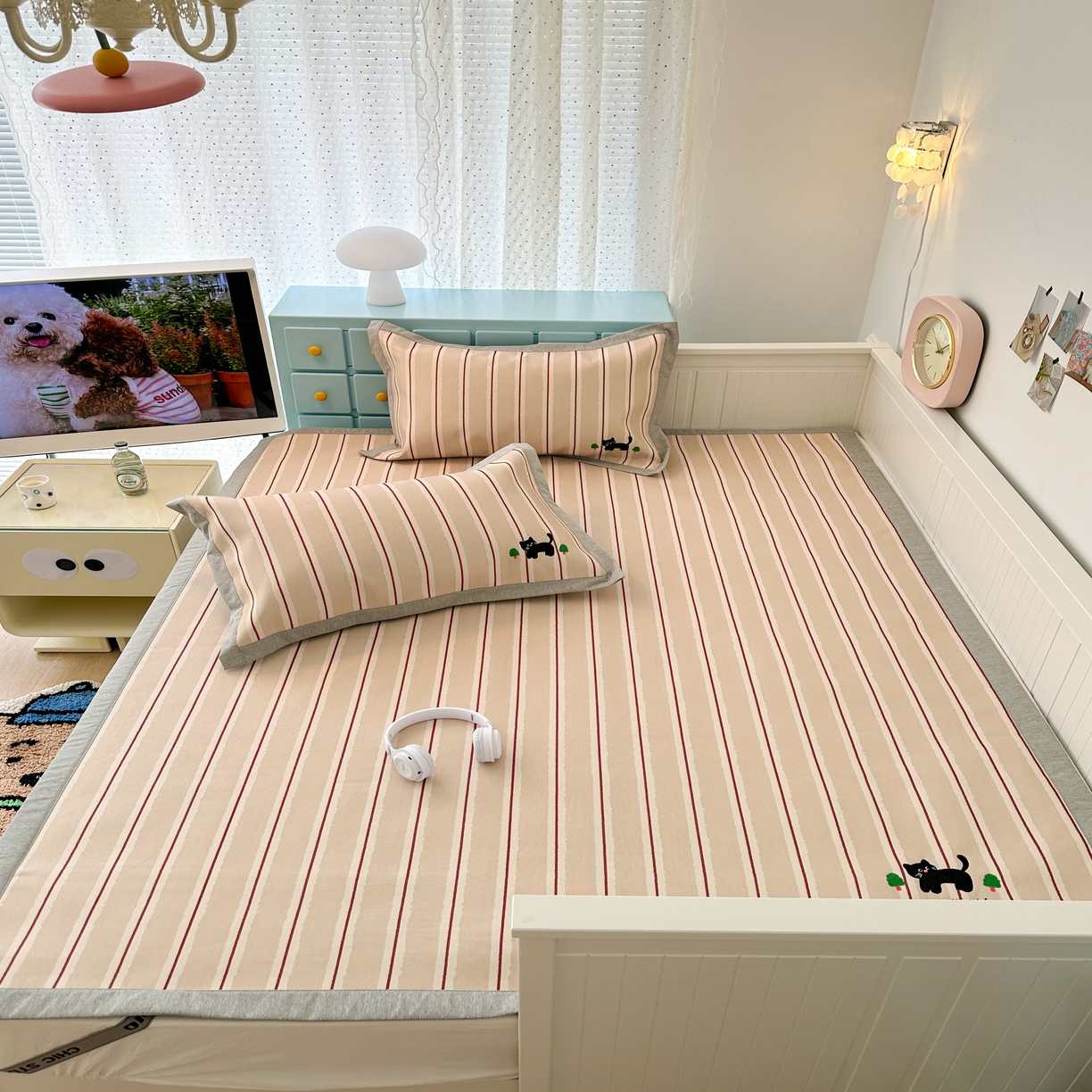 91家纺网 家纺一手货源 找家纺 昔可家纺 2024新款印花绣花冰丝席平席款 条纹猫咪