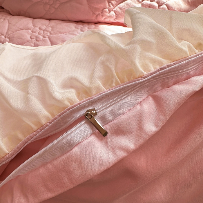 91家纺网 家纺一手货源 找家纺 罗艺轩 2024新款公主风水洗棉夹棉床裙款四件套-浪漫满屋床 浪漫满屋-豆沙