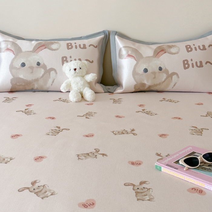 91家纺网 家纺一手货源 找家纺 圆岛 2024新款A类900D萌宠系列冰丝养生席 邦尼兔兔