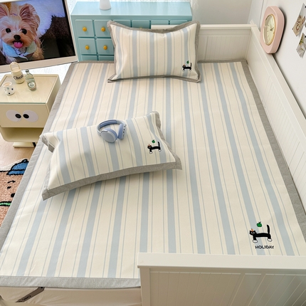 91家纺网 家纺一手货源 找家纺 昔可家纺 2024新款印花绣花冰丝席平席款 条纹黑猫