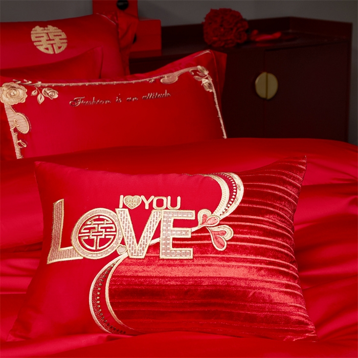 91家纺网 家纺一手货源 找家纺 高大尚婚庆馆 2025新款60s长绒棉轻奢（床裙款）婚庆四件套 真爱相随（金）