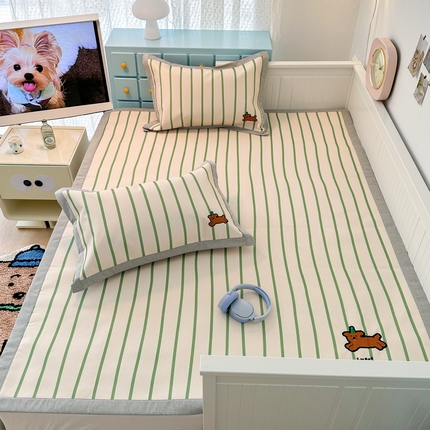 91家纺网 家纺一手货源 找家纺 昔可家纺 2024新款印花绣花冰丝席平席款 圣诞狗狗