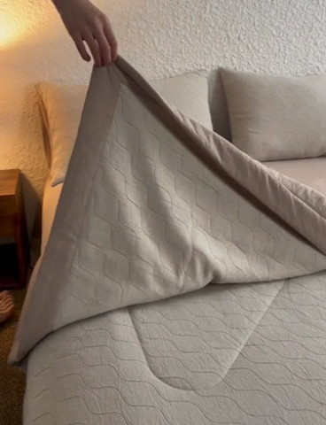 91家纺网 家纺一手货源 找家纺 安莱生活 2024色织双层纱提花波浪三系列夏被及夏被四件套--斜纹波兰 斜纹-卡其