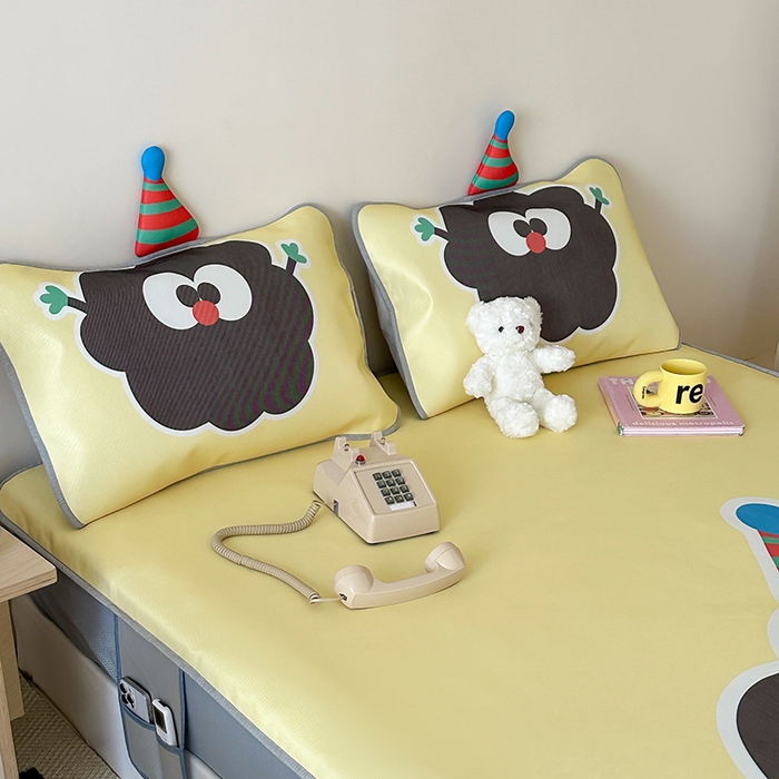 91家纺网 家纺一手货源 找家纺 昔可家纺 2024新款异形床笠款冰丝凉席 萌系小黑球