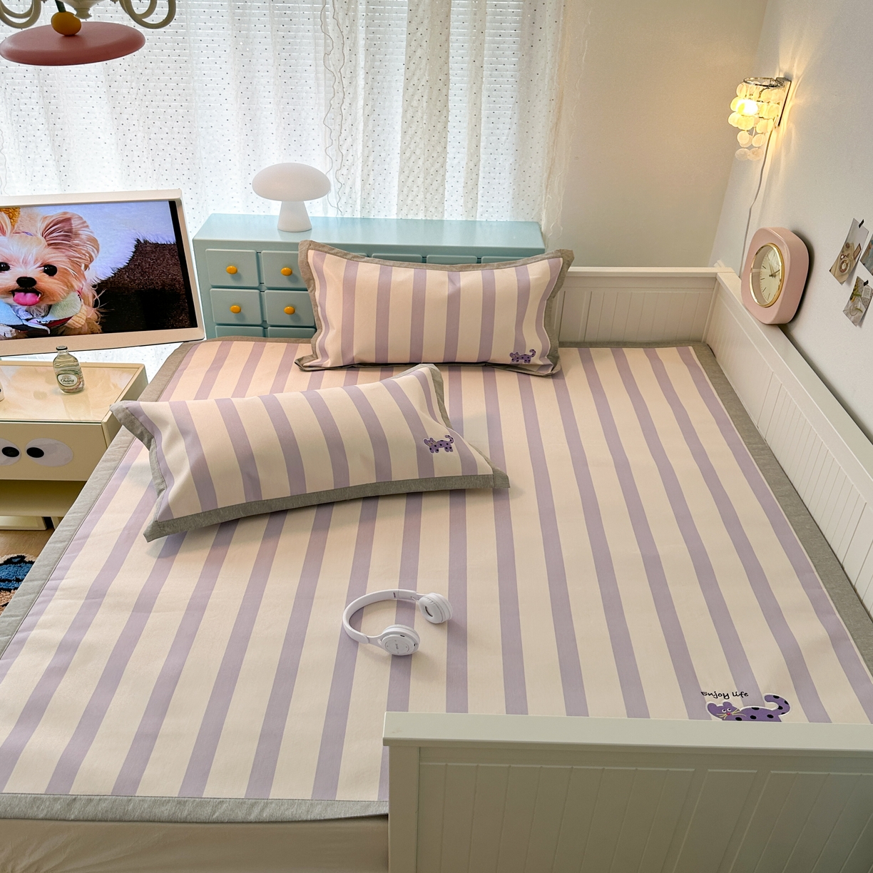 91家纺网 家纺一手货源 找家纺 昔可家纺 2024新款印花绣花冰丝席平席款 波点紫猫