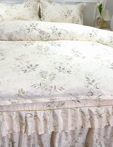 91家纺网 家纺一手货源 找家纺 小雨家纺 2026新款芦荟棉床裙四件套 香草