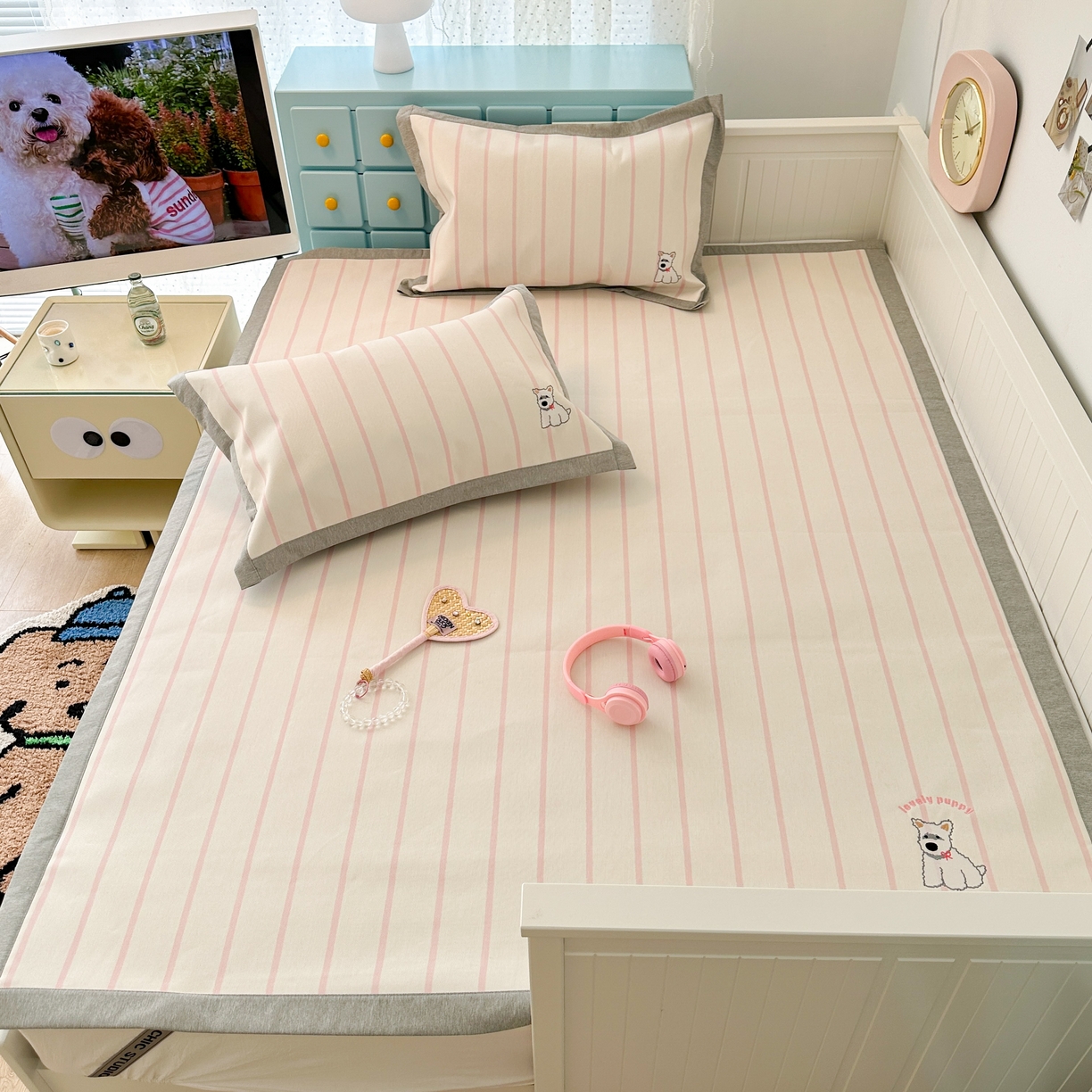 91家纺网 家纺一手货源 找家纺 昔可家纺 2024新款印花绣花冰丝席平席款 粉条萌宠