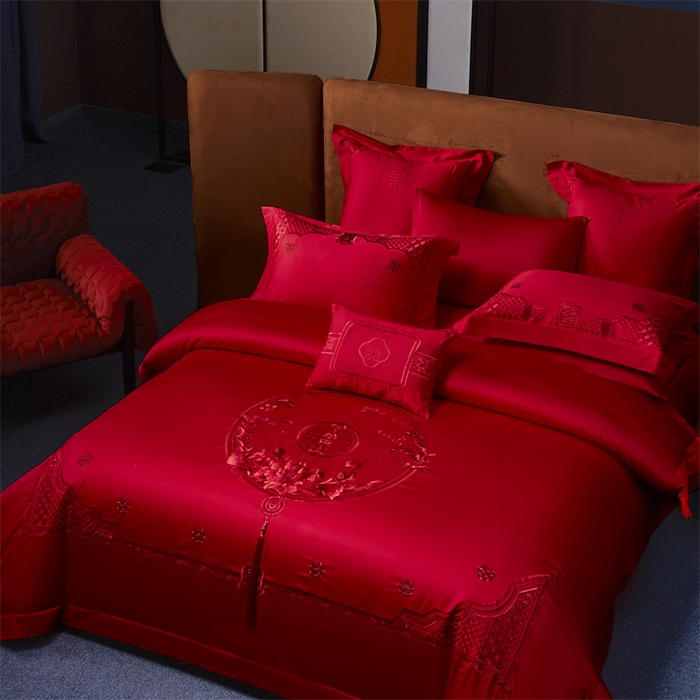 91家纺网 家纺一手货源 找家纺 高大尚婚庆馆 2025新款60s长绒棉轻奢（床裙款）婚庆四件套 美满团圆（红）