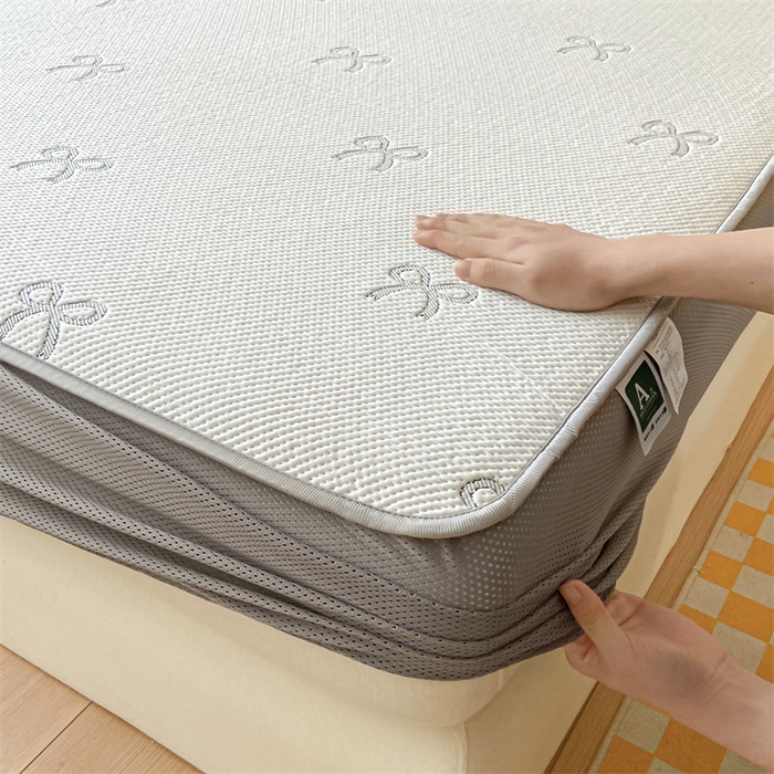 91家纺网 家纺一手货源 找家纺 吉象家纺 2024新款凉豆豆凉感软席凉席 灰色蝴蝶结