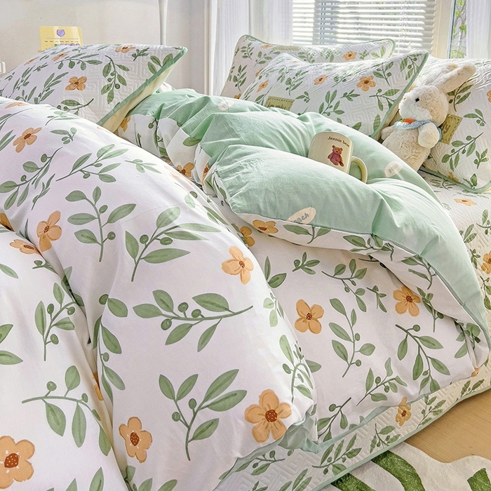 91家纺网 家纺一手货源 找家纺 羽爱家纺 2025新款A类双面全棉印花床盖套件 清新