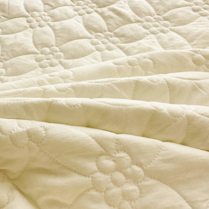 91家纺网 家纺一手货源 找家纺 罗艺轩 2024新款公主风水洗棉夹棉单床裙-浪漫满屋床 浪漫满屋-牛乳白