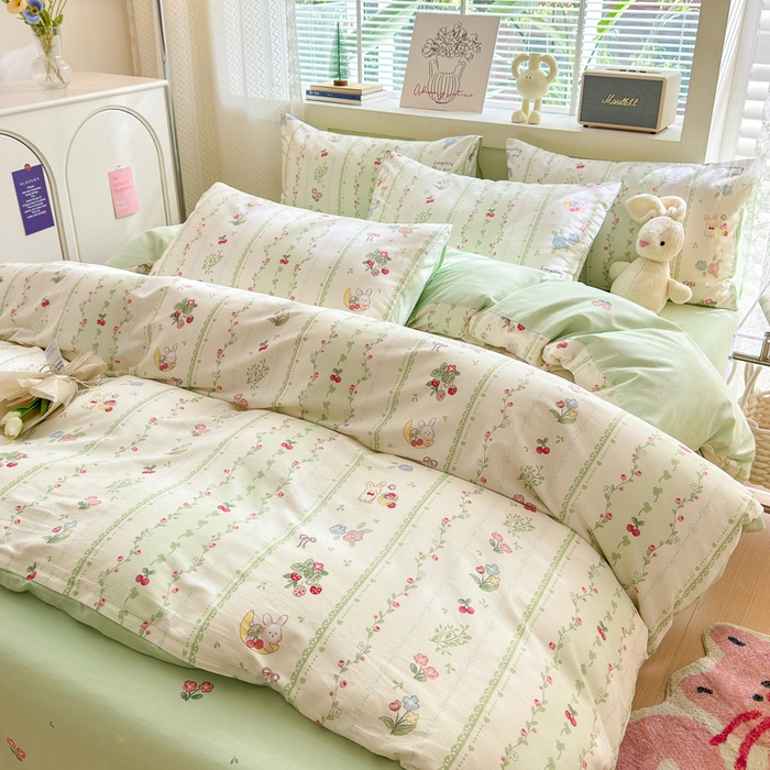 91家纺网 家纺一手货源 找家纺 清雅福 2024新款全棉13372小清新四件套和单品系列第四季 草莓兔