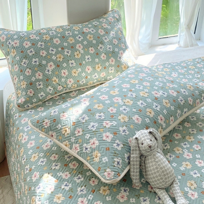 91家纺网 家纺一手货源 找家纺 羽爱家纺 2025新款A类双面全棉印花床盖套件 花漫庭