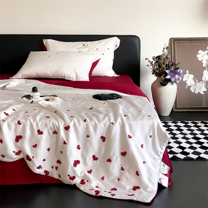 91家纺网 家纺一手货源 找家纺 （总）星野  2024新款轻奢天丝夏被-心相印