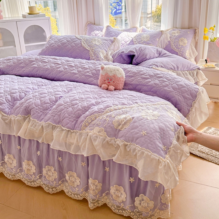 91家纺网 家纺一手货源 找家纺 罗艺轩 2024新款公主风水洗棉夹棉床裙款四件套-浪漫满屋床 浪漫满屋-茉莉紫