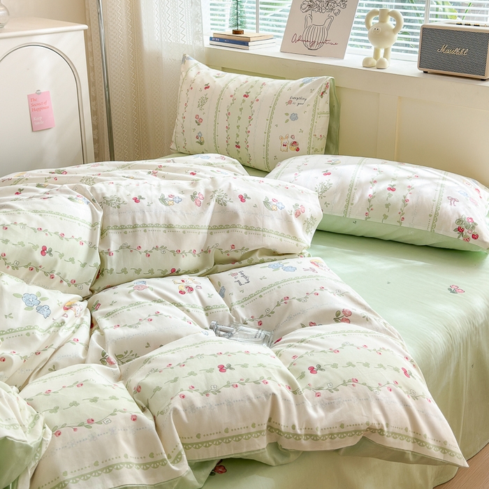 91家纺网 家纺一手货源 找家纺 清雅福 2024新款全棉13372小清新四件套和单品系列第四季 草莓兔