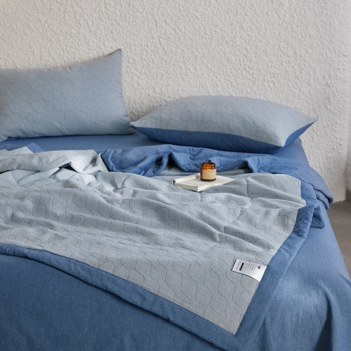 91家纺网 家纺一手货源 找家纺 （总）安莱生活 2024色织双层纱提花波浪三系列夏被及夏被四件套--斜纹波兰