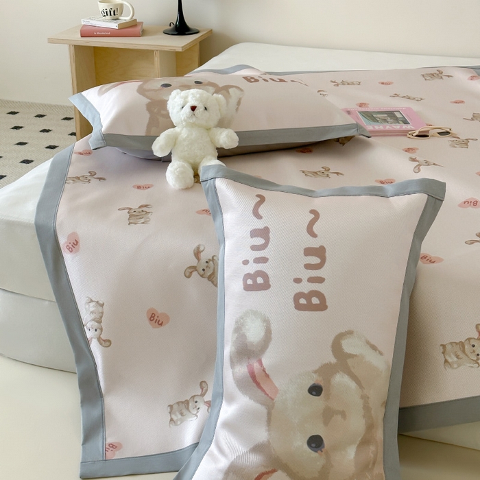 91家纺网 家纺一手货源 找家纺 圆岛 2024新款A类900D萌宠系列冰丝养生席 邦尼兔兔