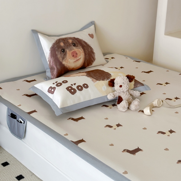 91家纺网 家纺一手货源 找家纺 圆岛 2024新款A类900D萌宠系列冰丝养生席 腊肠小狗