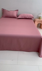 91家纺网 家纺一手货源 找家纺 七仙女家纺2025新款A类水洗真丝冰丝床单系列 梦幻家园-胭脂粉