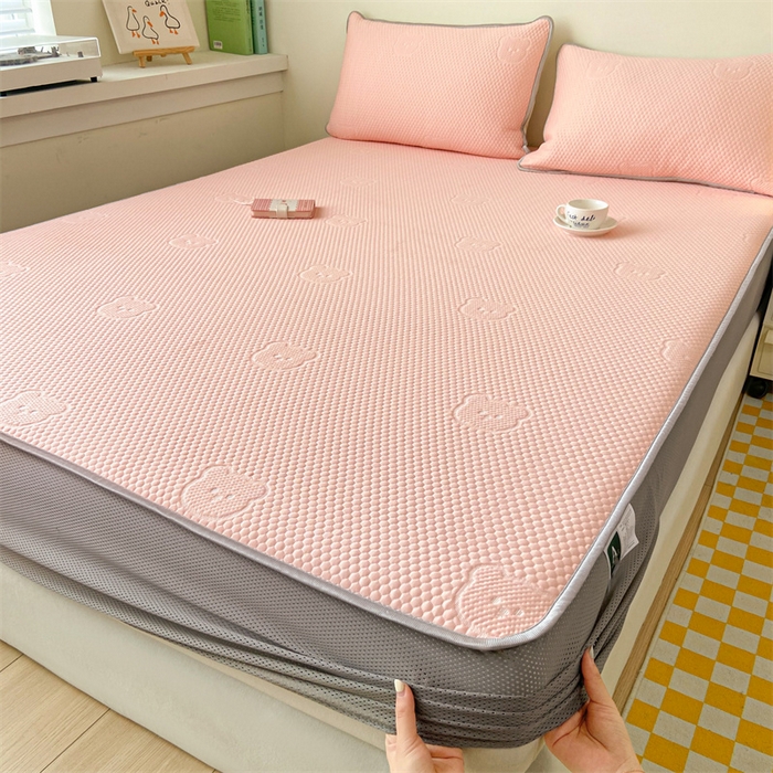 91家纺网 家纺一手货源 找家纺 吉象家纺 2024新款凉豆豆凉感软席凉席 小熊粉