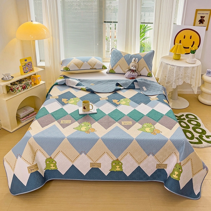 91家纺网 家纺一手货源 找家纺 羽爱家纺 2025新款A类双面全棉印花床盖套件 菱形恐龙