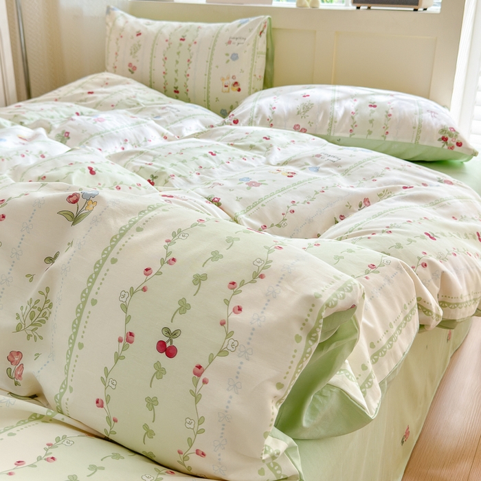 91家纺网 家纺一手货源 找家纺 清雅福 2024新款全棉13372小清新四件套和单品系列第四季 草莓兔