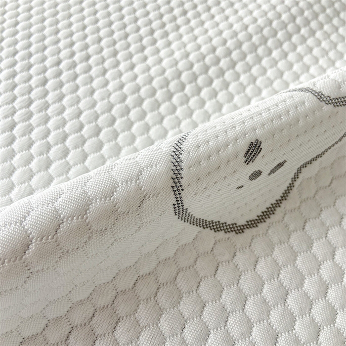 91家纺网 家纺一手货源 找家纺 吉象家纺 2024新款凉豆豆凉感软席凉席 白底小灰熊