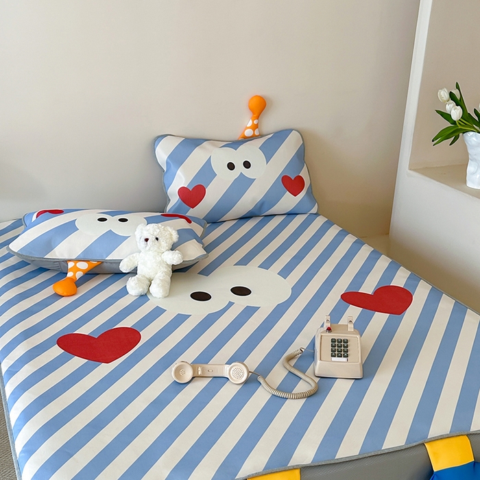 91家纺网 家纺一手货源 找家纺 昔可家纺 2024新款异形床笠款冰丝凉席 大斜眼怪怪